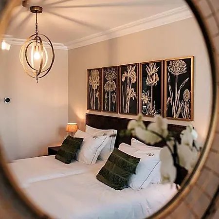 1930 Boutique Hotel 3*