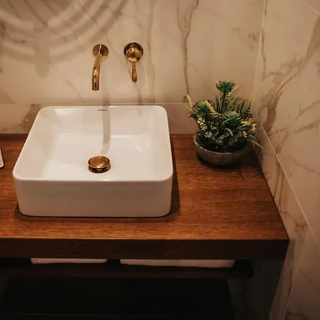 1930 Boutique Hotel 3*